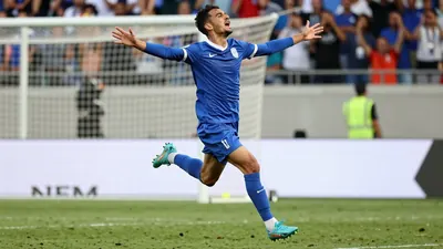 James Brophy's first EFL brace powered Gillingham to a 4-0 win over Rochdale, marking his first league goals in over a...